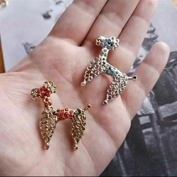 Two vintage poodle pins rhinestone dog brooch - Picture 6 of 7